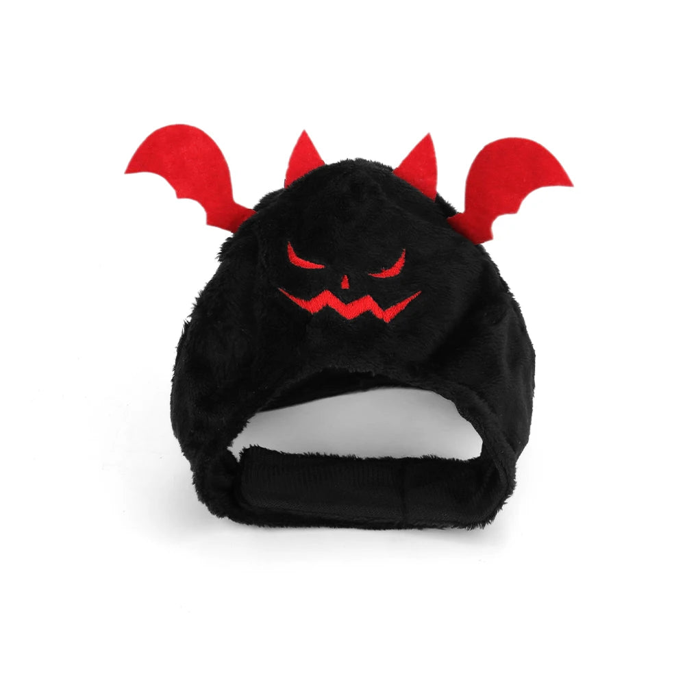 Turn spooky season into unforgettable photo moments—gently crowning your furry companion with a soft, hassle-free Halloween headpiece that captures hearts in seconds.