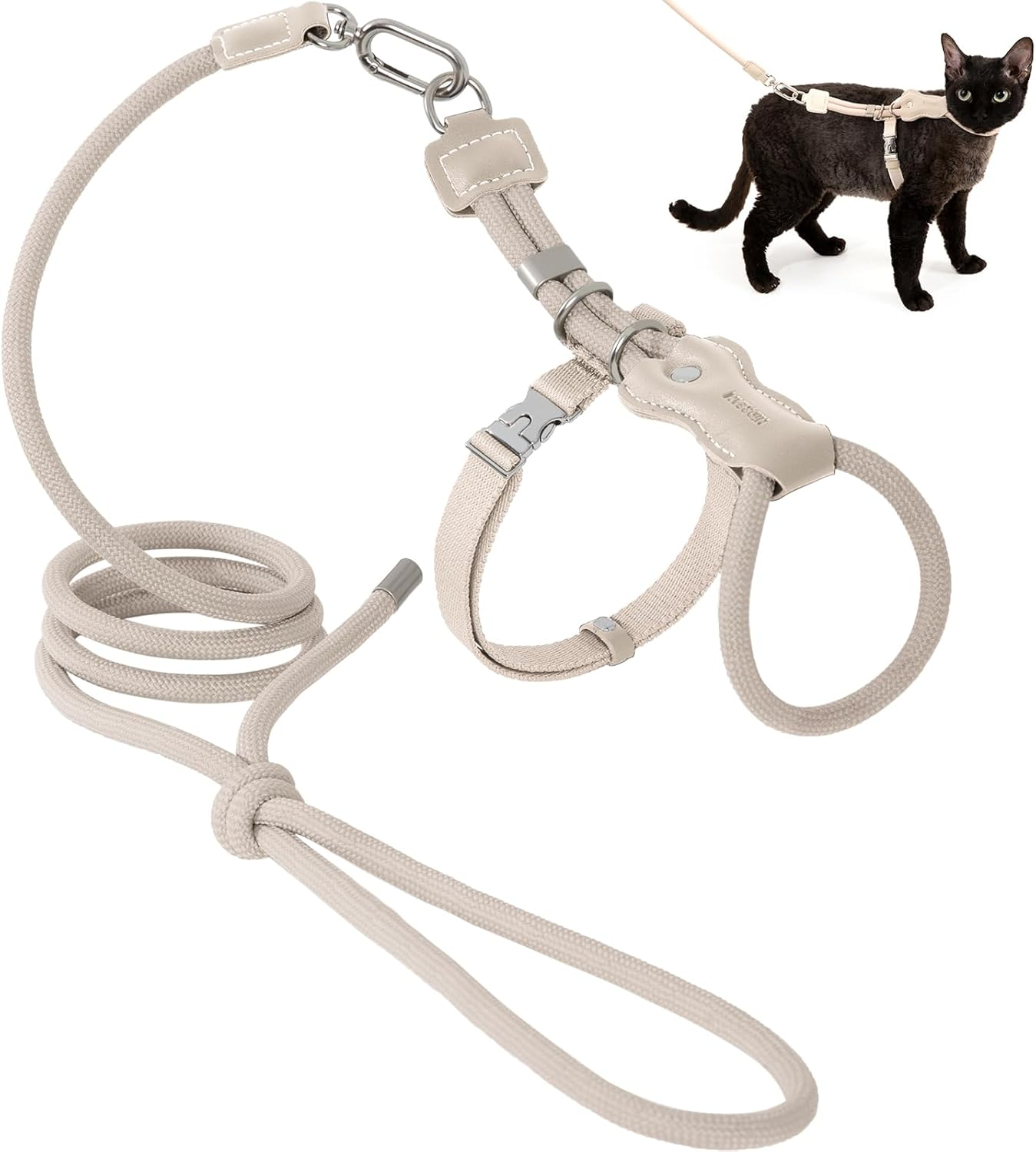 Unlock your indoor cat's natural curiosity with a whisper-light, minimalist harness that fuses absolute escape-proof security with breathtaking modern style.