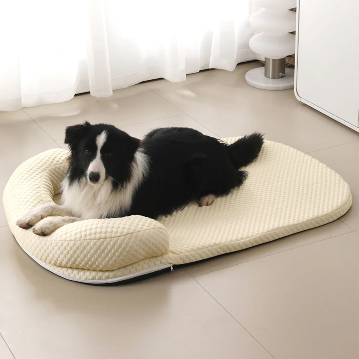 Give your furry best friend a refreshing, orthopedic sanctuary that beats the summer heat while seamlessly complementing your modern home aesthetic.